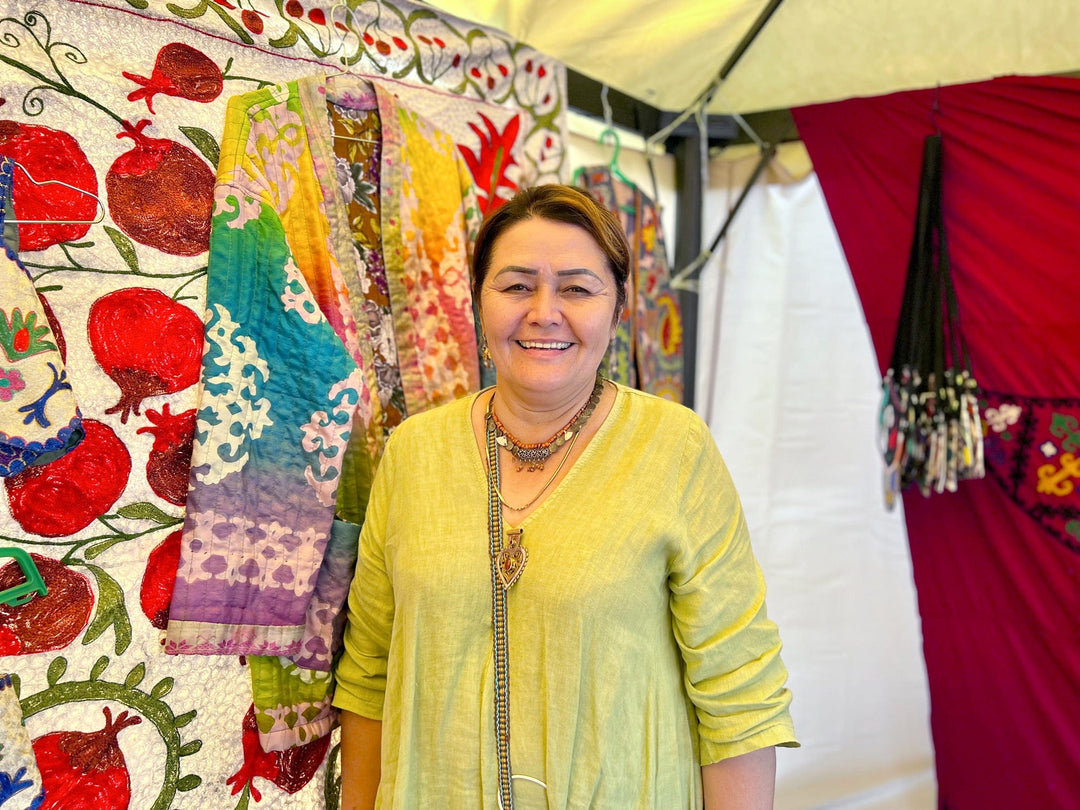 Handwoven Minimalist Wool Area Rug (2.5x4.5) - Classic Stairs