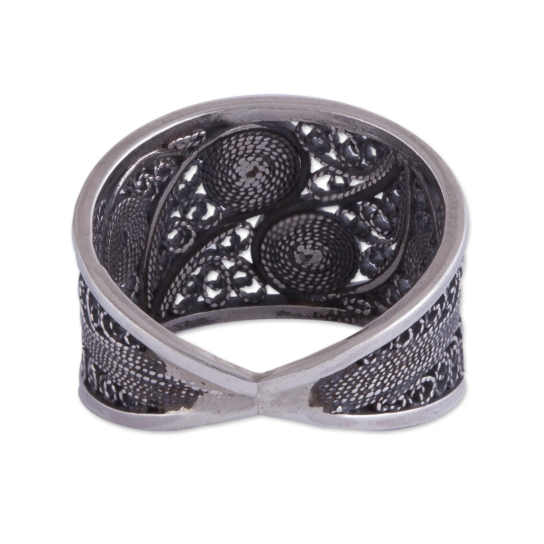 Dark Paisley