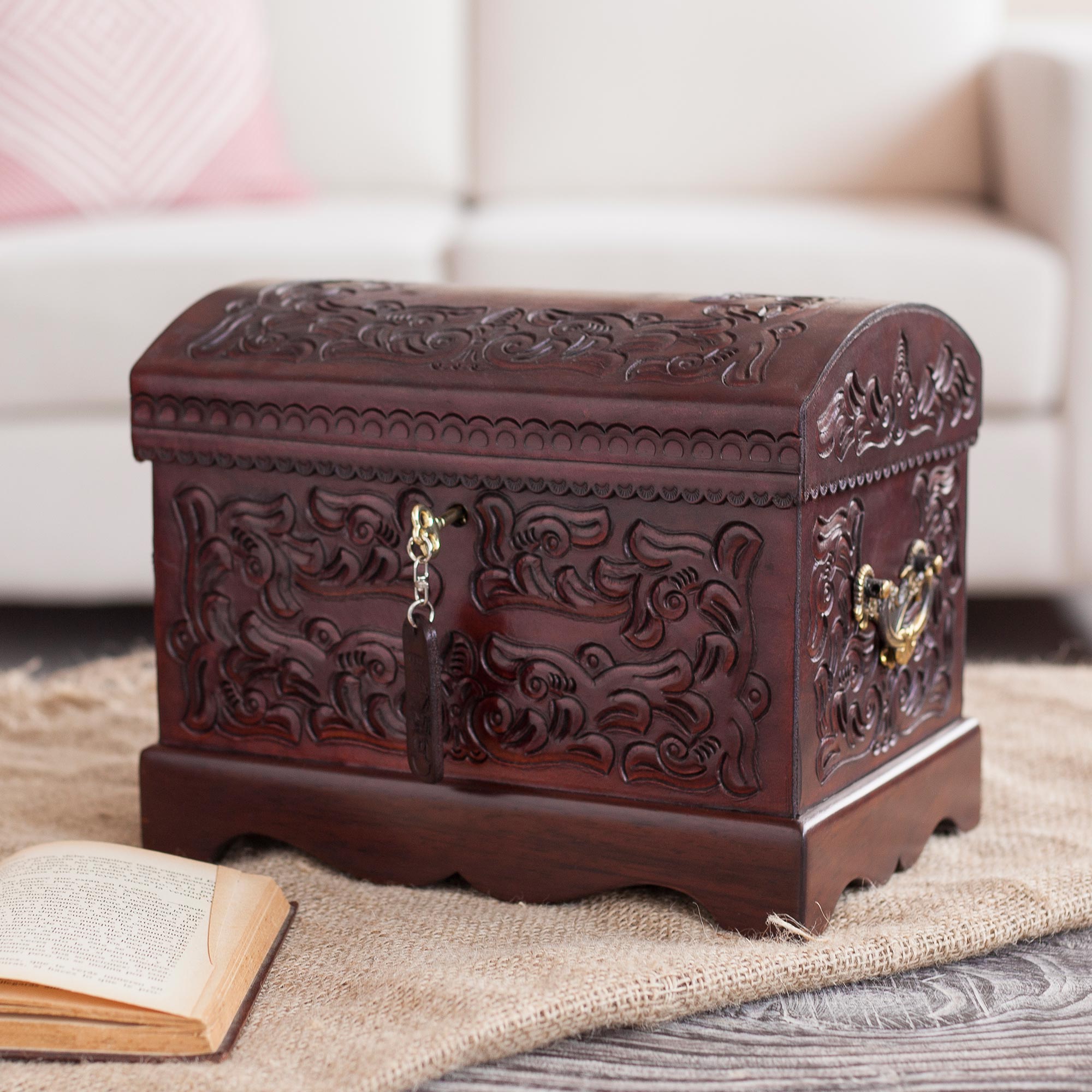 Unique Colonial Wood Leather Jewelry Box - Colonial Mystique – GlobeIn