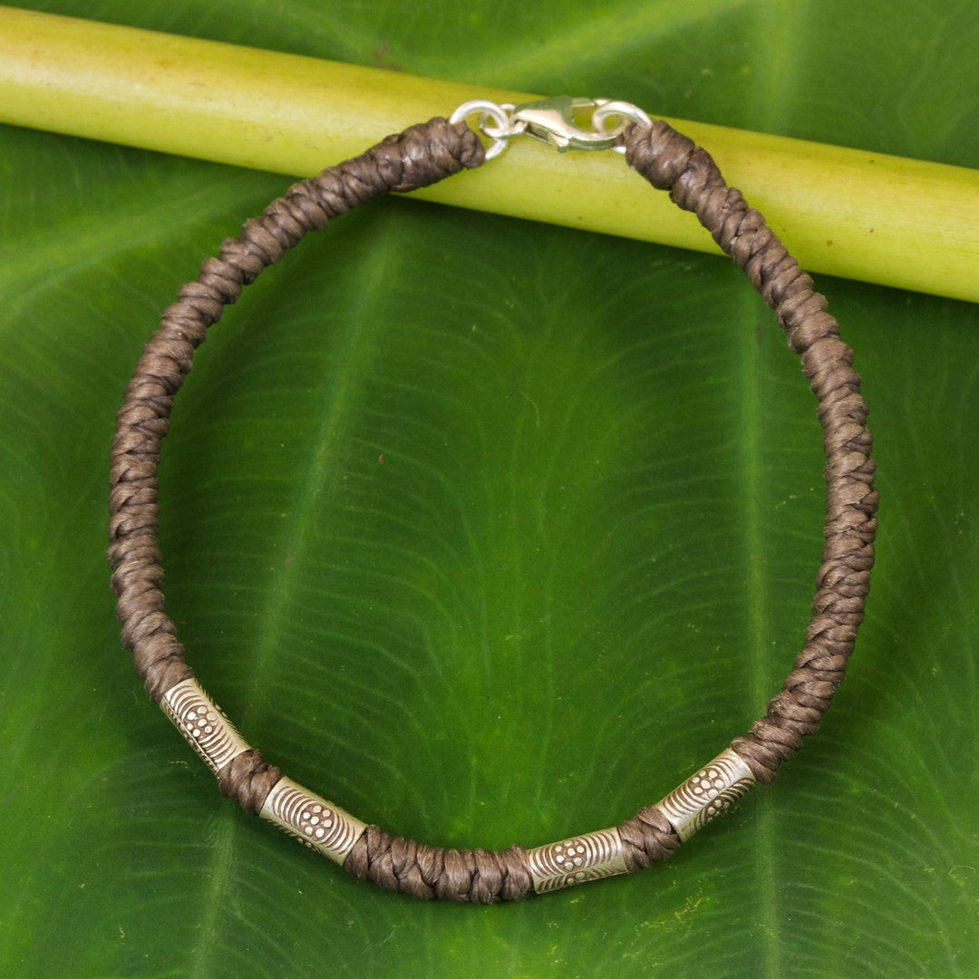 Simply Happy in Taupe