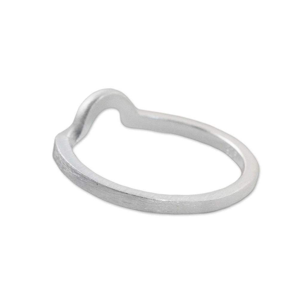 Wavy Sterling Silver Mid-Finger Ring from Thailand - Wondrous Curves