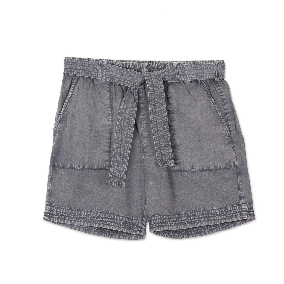 Summer Relaxation in Slate
