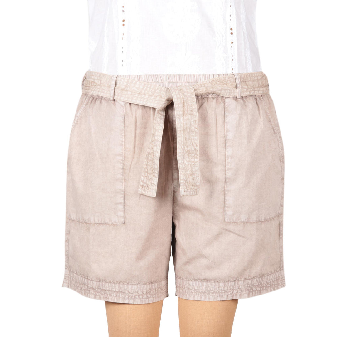 Summer Relaxation in Khaki