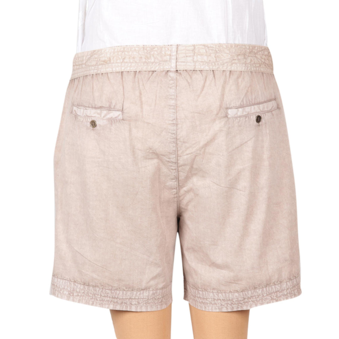 Summer Relaxation in Khaki