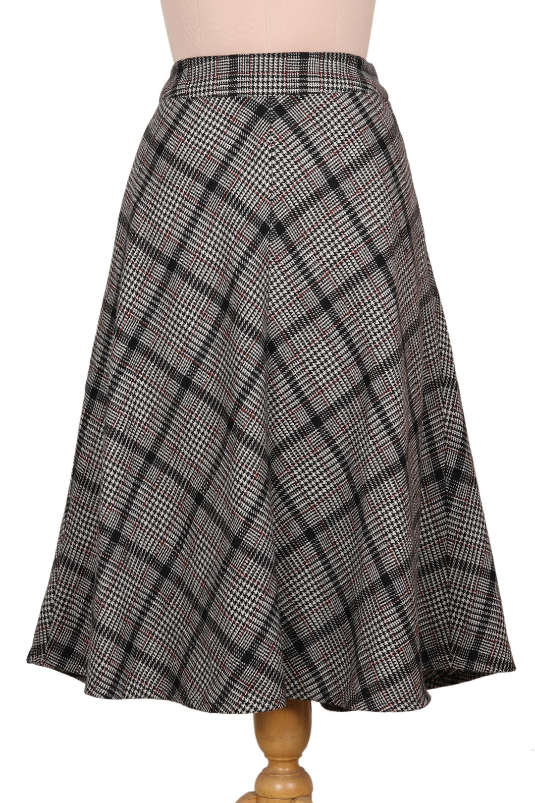 Delhi Chic in Houndstooth