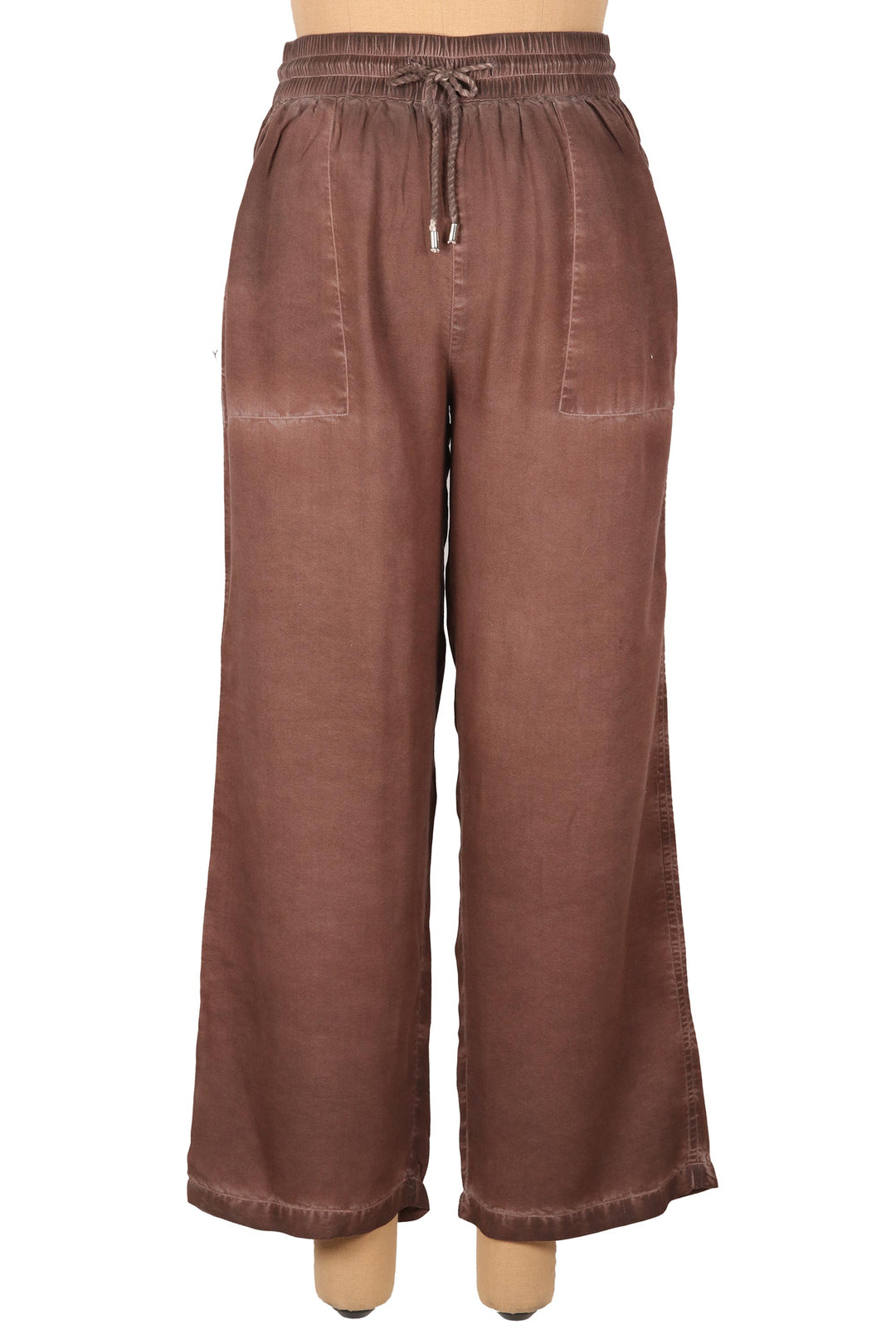 Simple Style in Rosewood