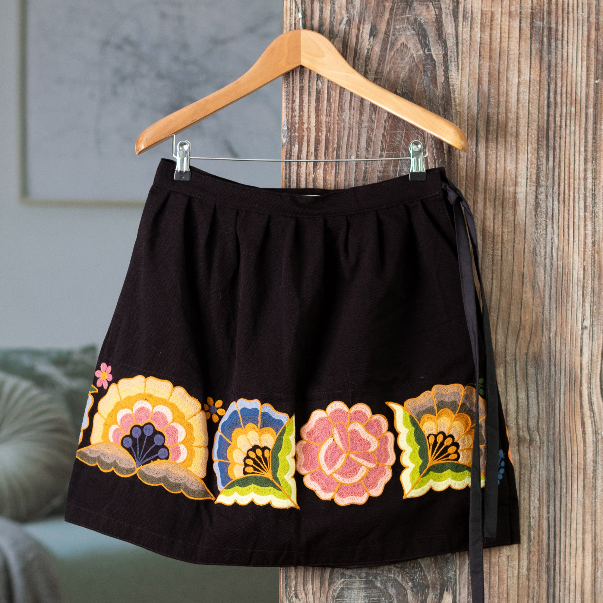 Handmade Black Floral Embroidered Mini Skirt from Peru - Qashwa