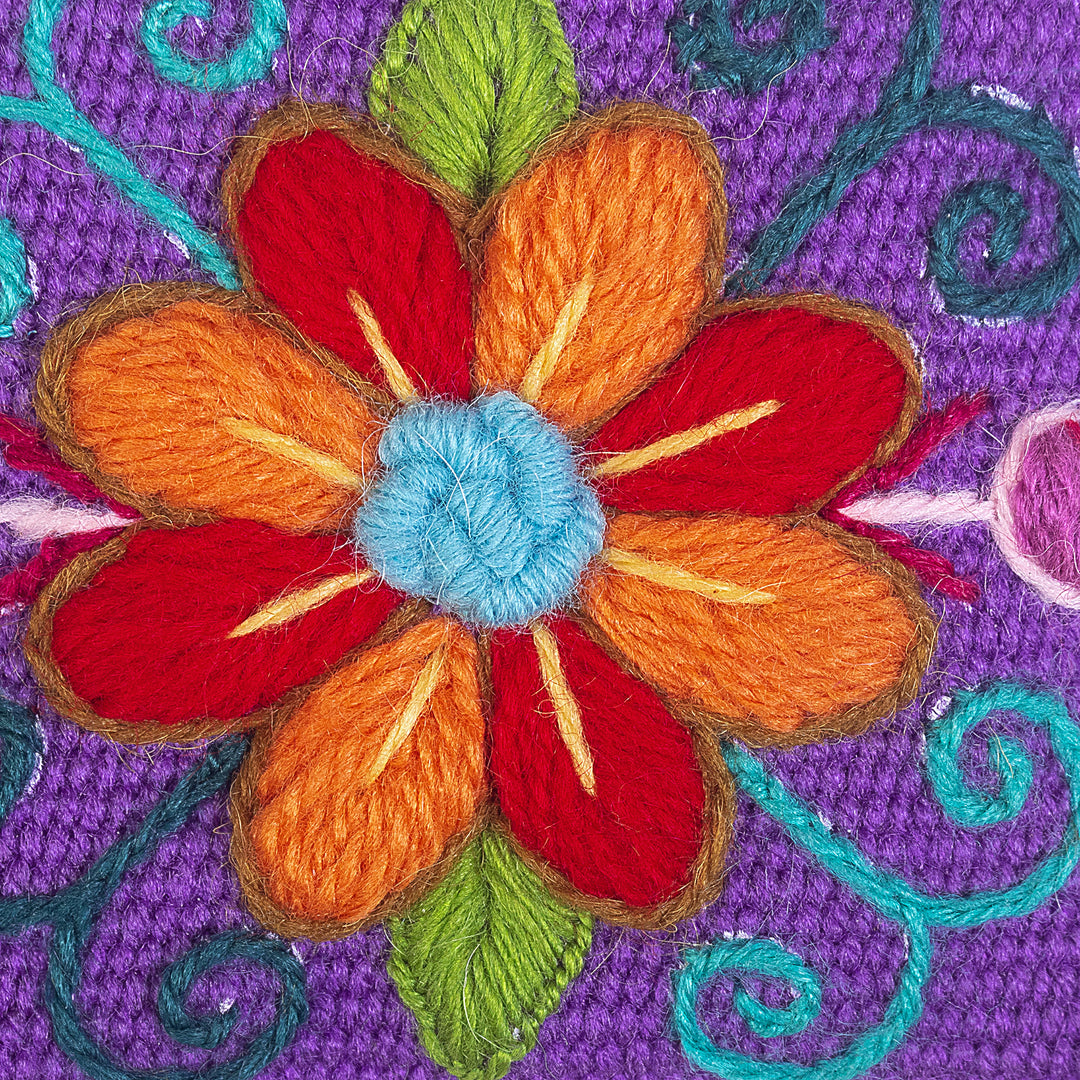 Handcrafted Coin Purse from Peru - Floral Keeper in Lilac