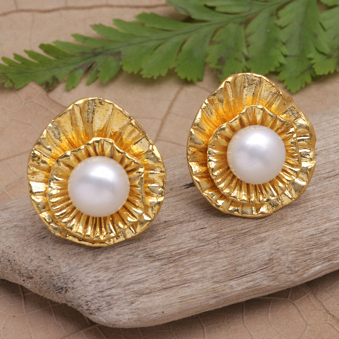 Pearly Lotus