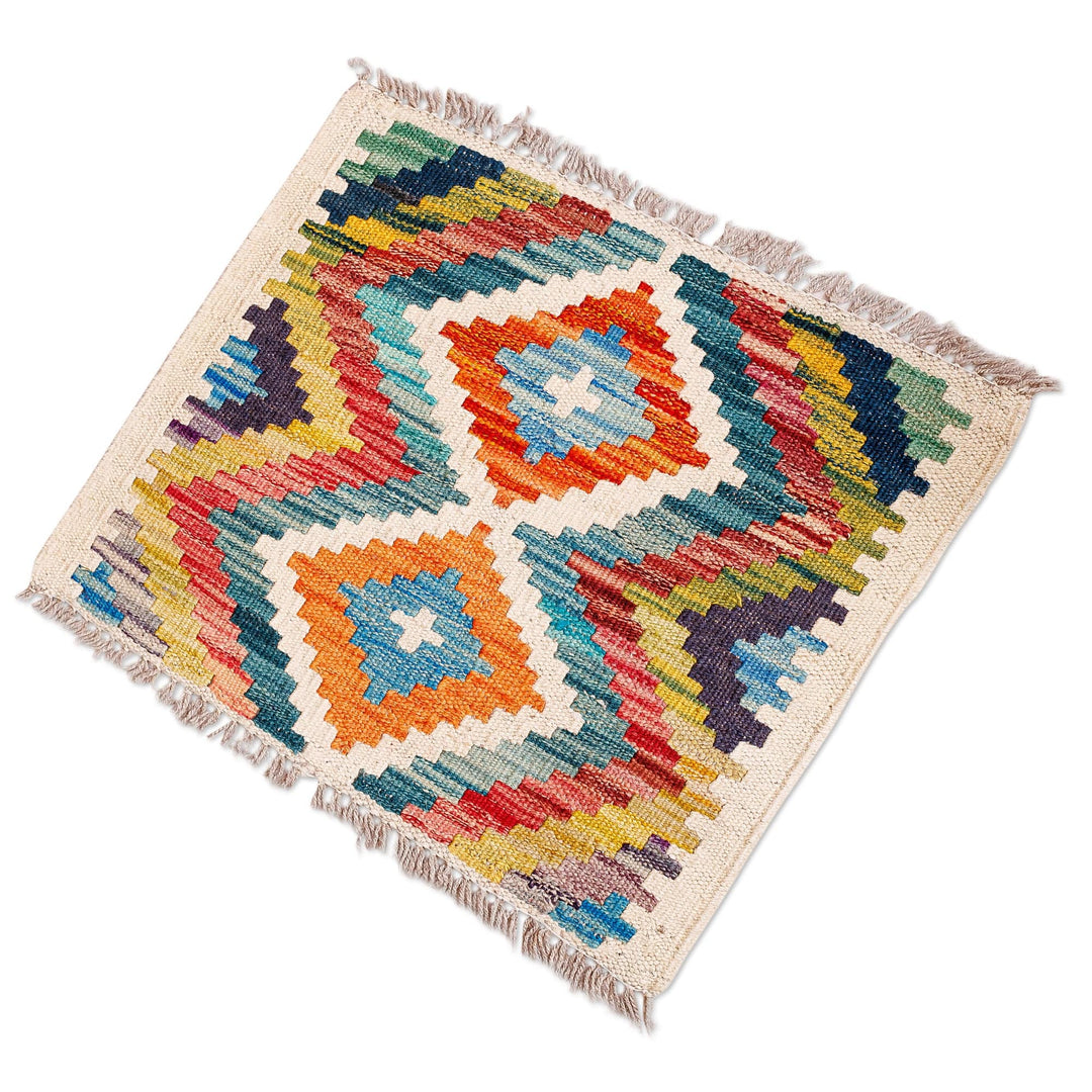 1.5x1.5 Uzbek Hand-Knotted Geometric-Themed Wool Area Rug - Magnetic Rhombus