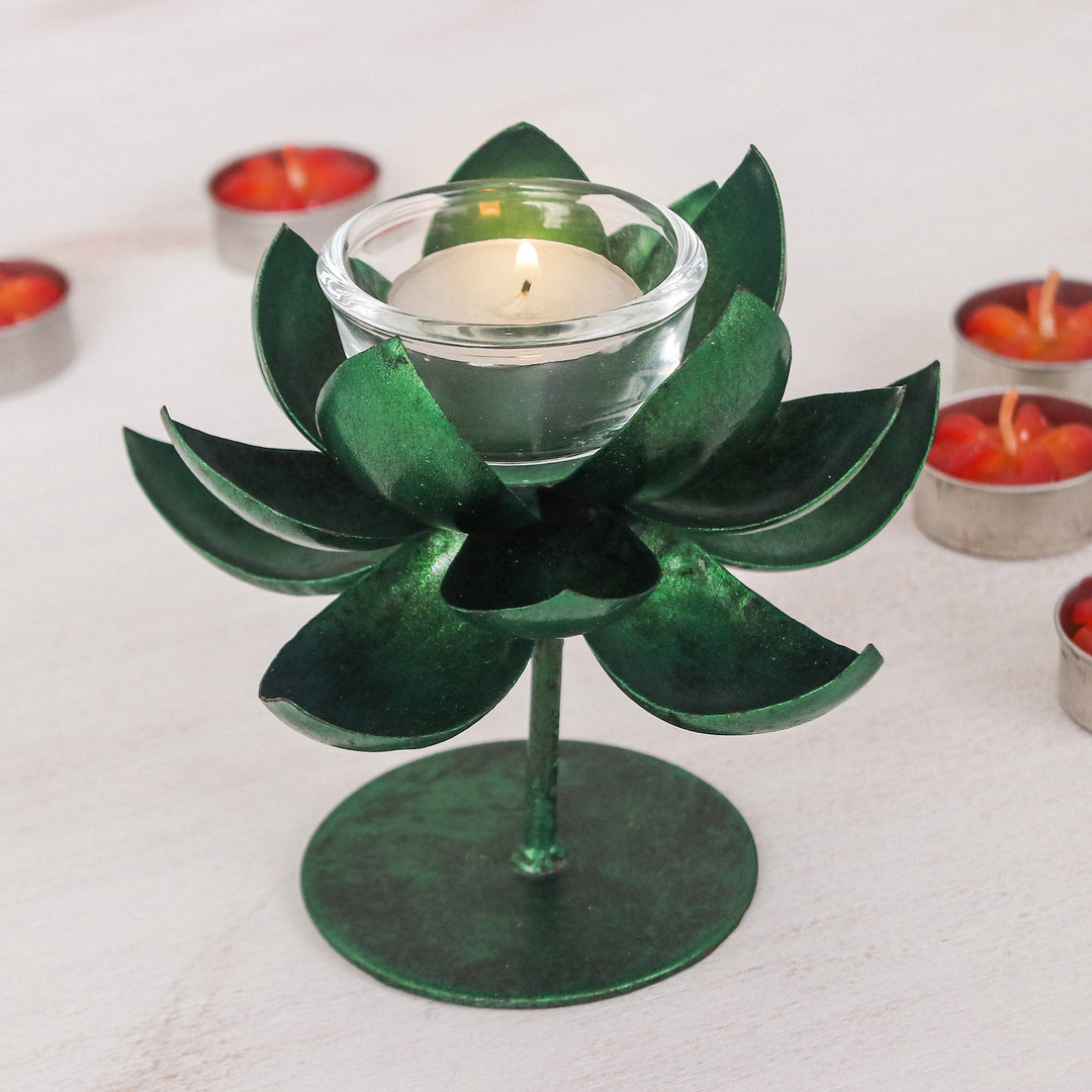 Lotus Benison in Green