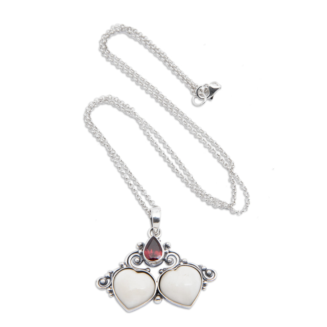 Romantic Heart-Shaped One-Carat Garnet Pendant Necklace - Couple Heart