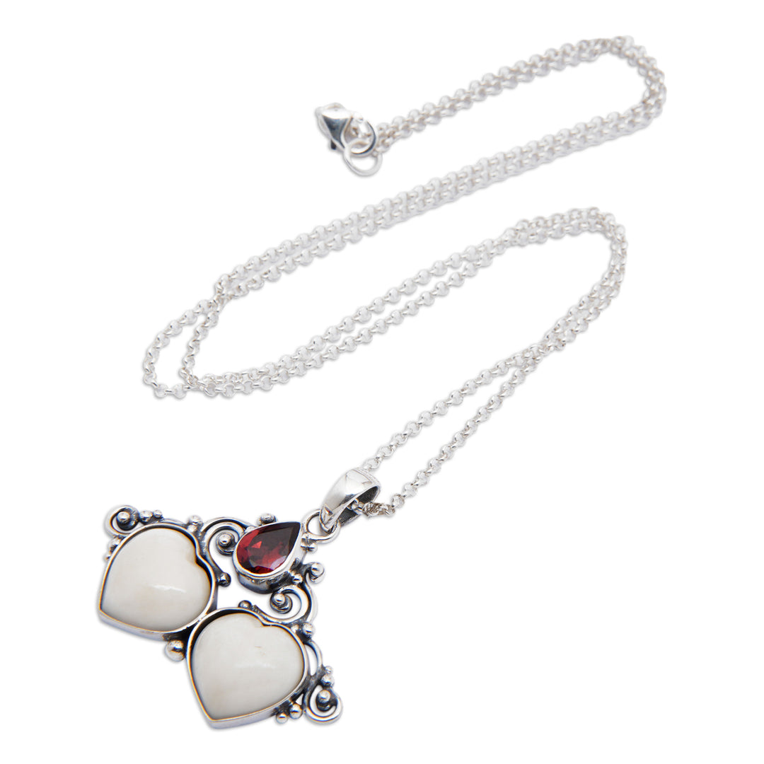 Romantic Heart-Shaped One-Carat Garnet Pendant Necklace - Couple Heart