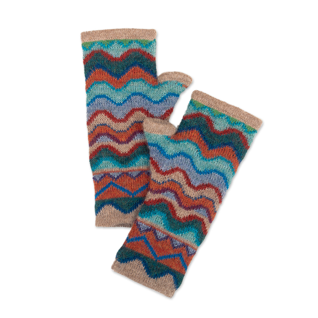 100% Alpaca Fingerless Mittens with Wavy and Zigzag Motifs - Andean Vista