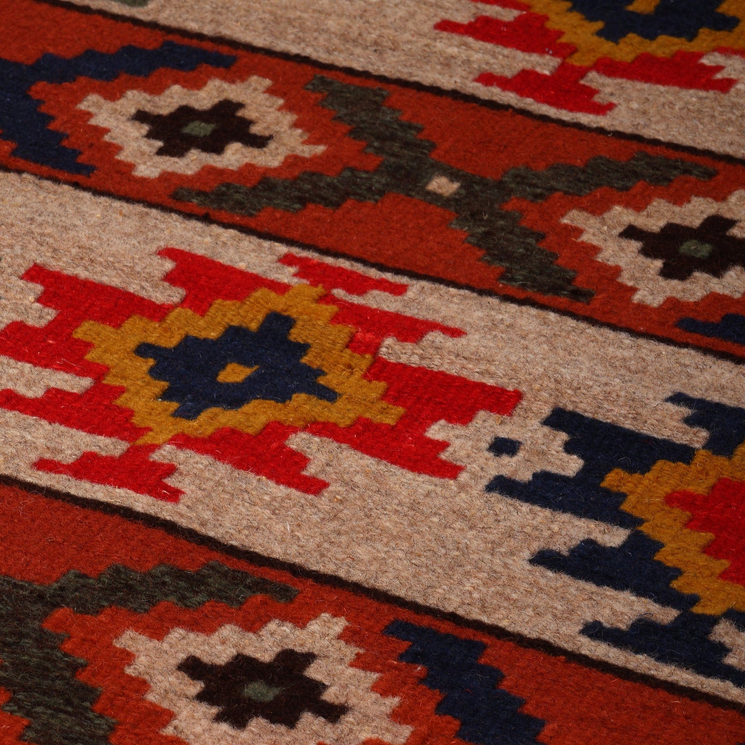 Geometric-Patterned Wool and Cotton Blend Area Rug (2x3) - Traditional Parade