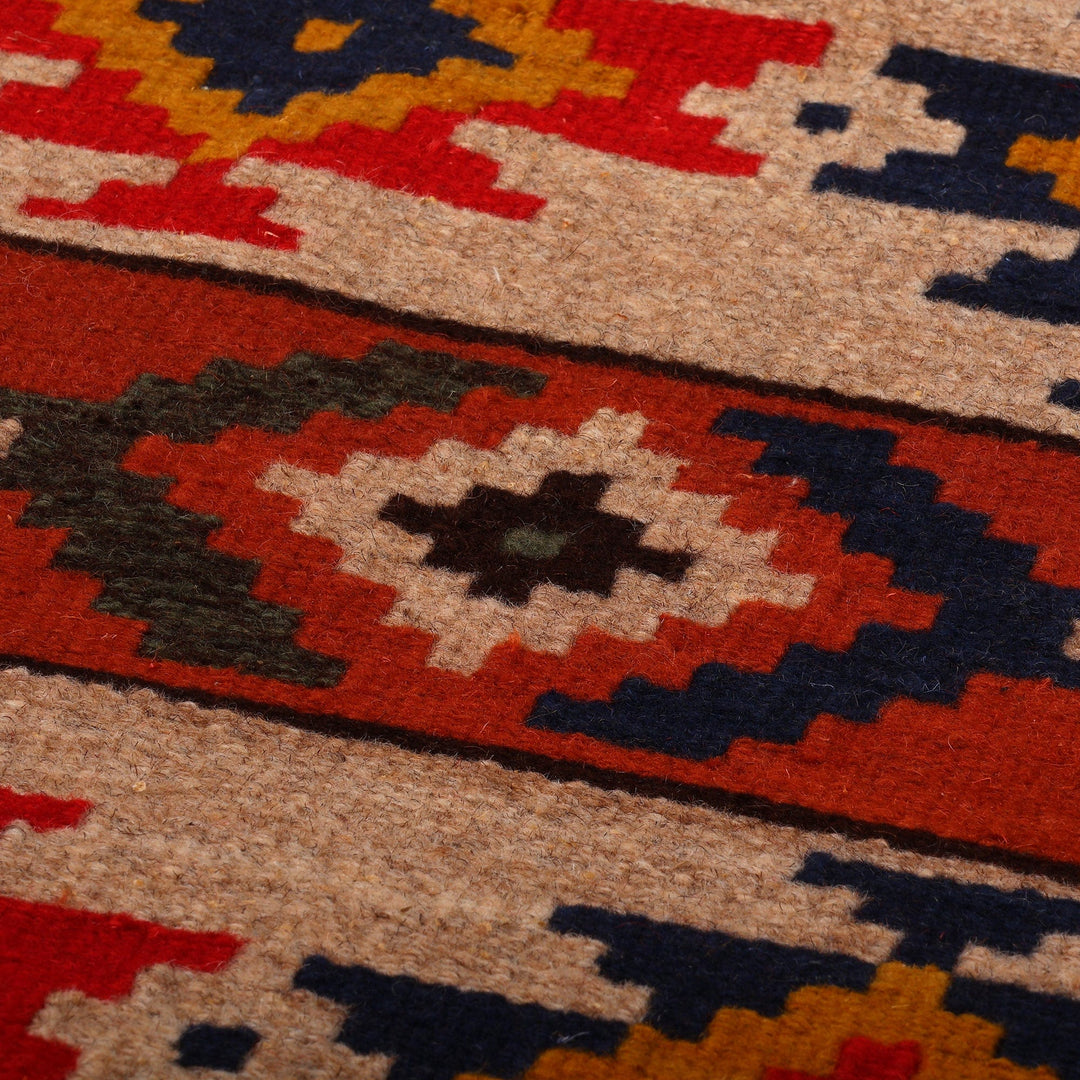 Geometric-Patterned Wool and Cotton Blend Area Rug (2x3) - Traditional Parade