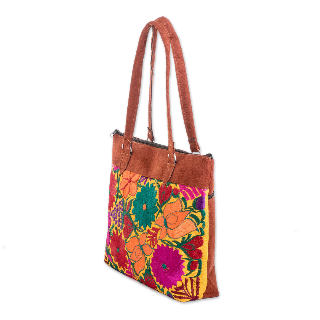 Colorful Hand-Woven Tote Bag with Floral Patterns - Country Flowers