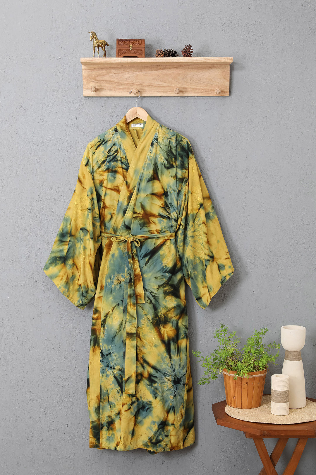 Women's Batik Patterned Robe - Golden Firebirds