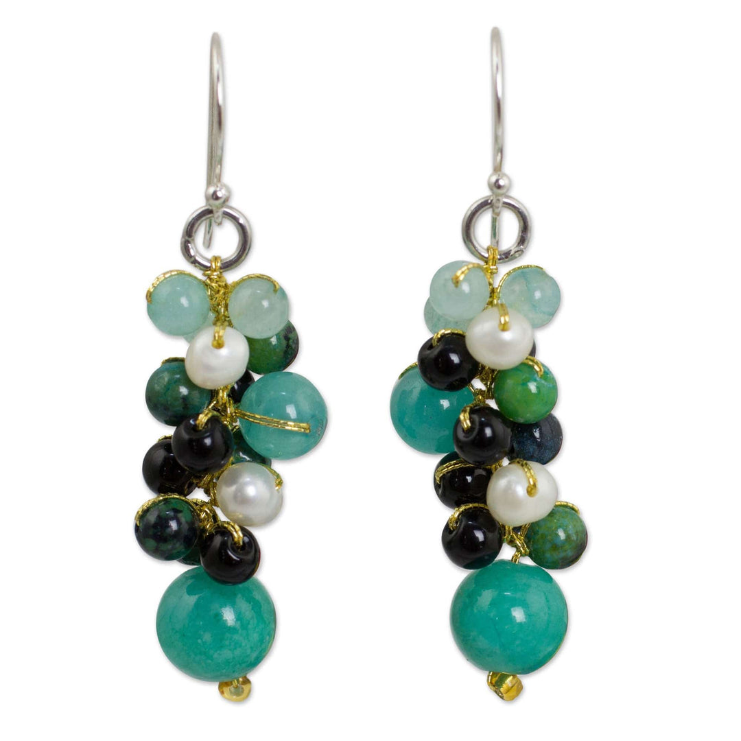 Thai Pearl Green Agate Quartz Cluster Earrings - Verdant Vineyard