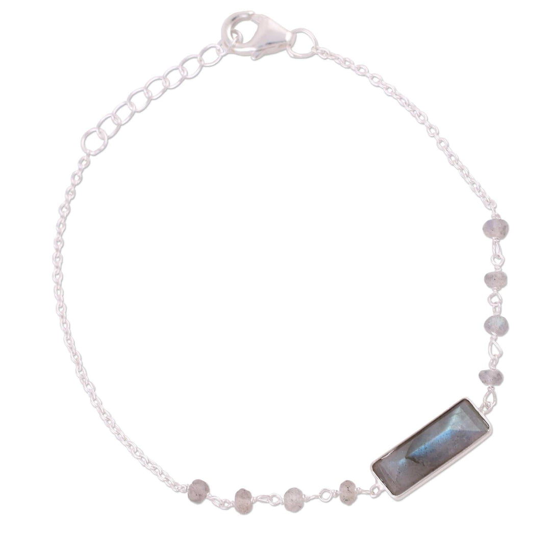 Labradorite Beaded Pendant Bracelet from India - Magical Prism