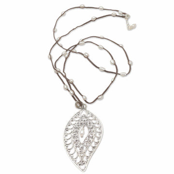 Sterling Silver and Cultured Pearl Pendant Necklace - Miana Leaves