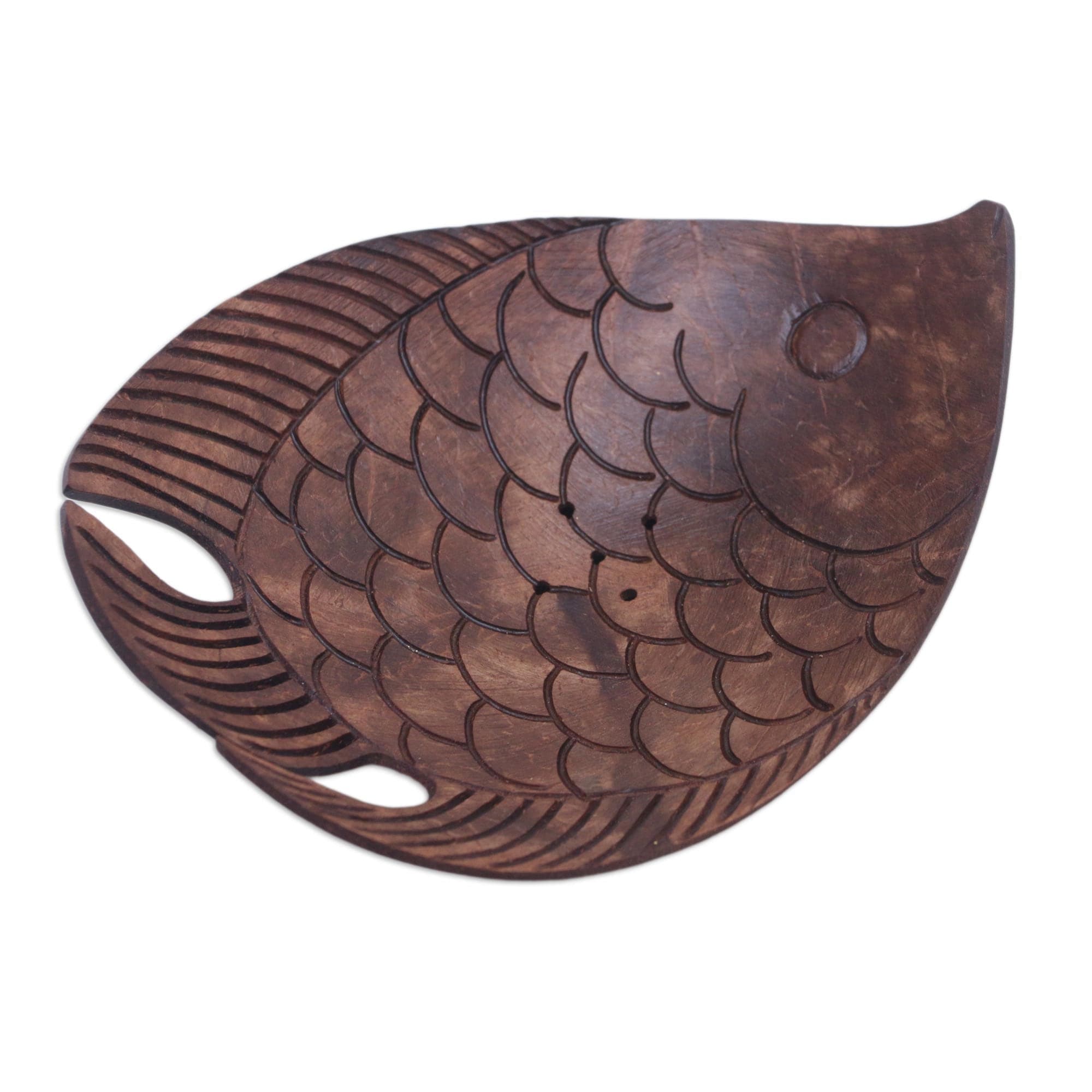 Balinese Handmade Water Draining Coconut Shell Soap Dish - Butterfly T –  GlobeIn