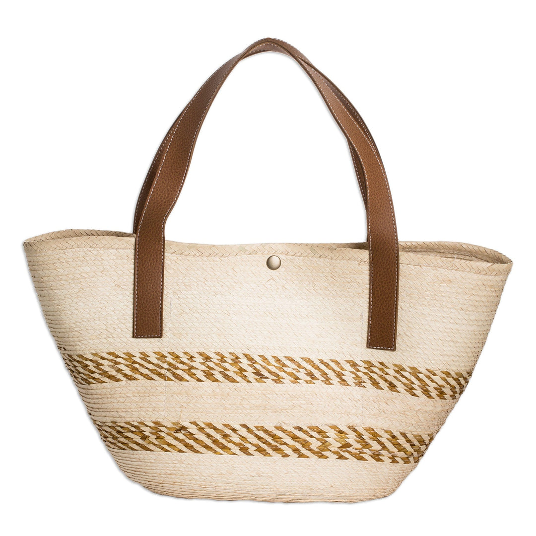 Handcrafted Beige and Golden Natural Fiber Shoulder Bag - El Sunzal Beach