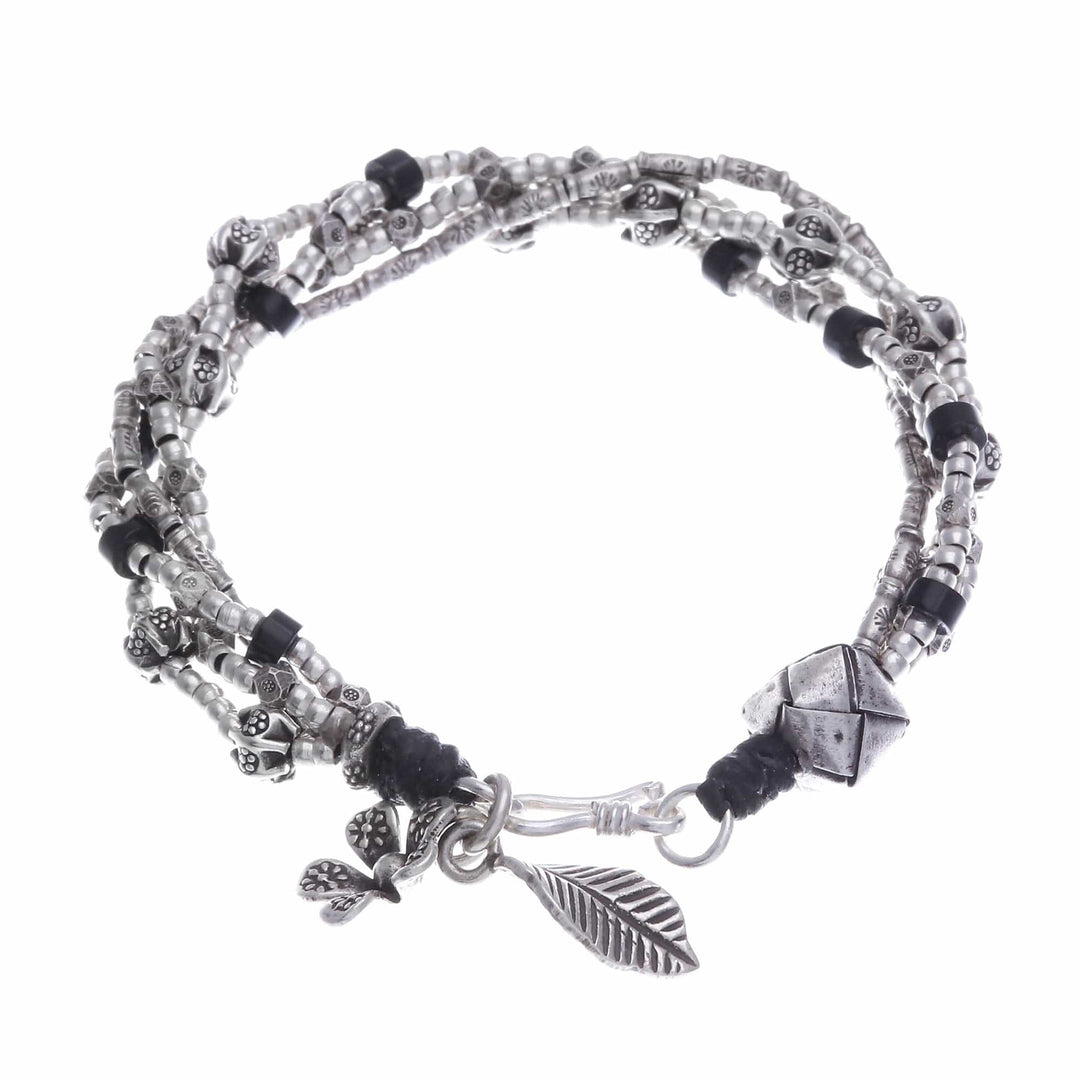 Hill Tribe-Themed Agate and Silver Beaded Charm Bracelet - Call for Harmony