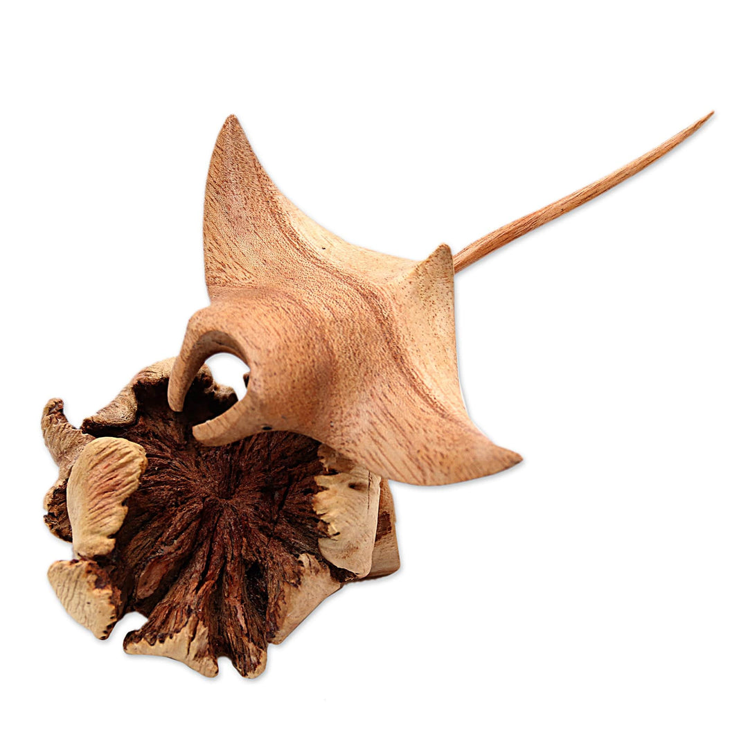 Jempinis and Benalu Wood Manta Ray Figurine - Calm Manta Ray