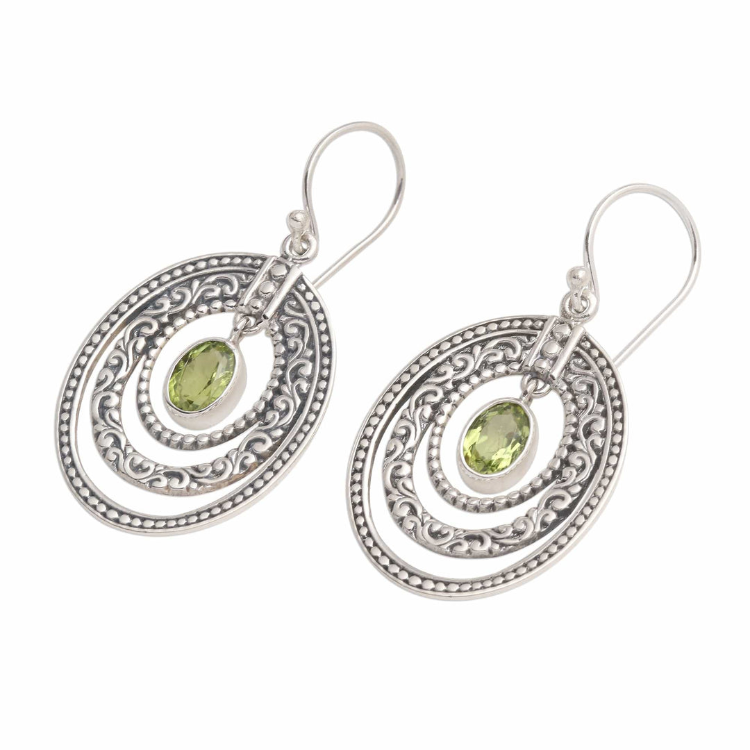 Concentric Circle Peridot Earrings Motif - Inner Circles in Green