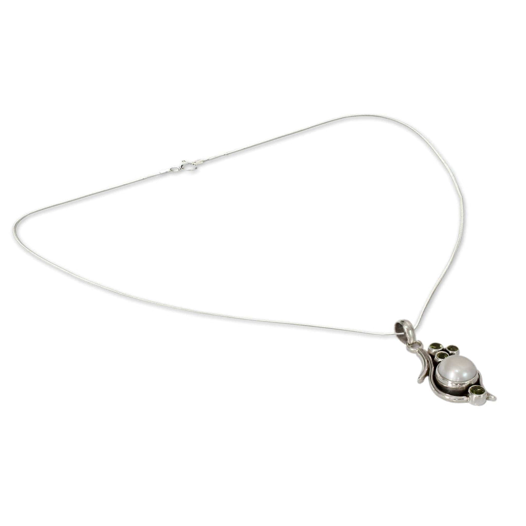 Cultured Pearl Peridot and Sterling Silver Necklace - Sweet Dreams