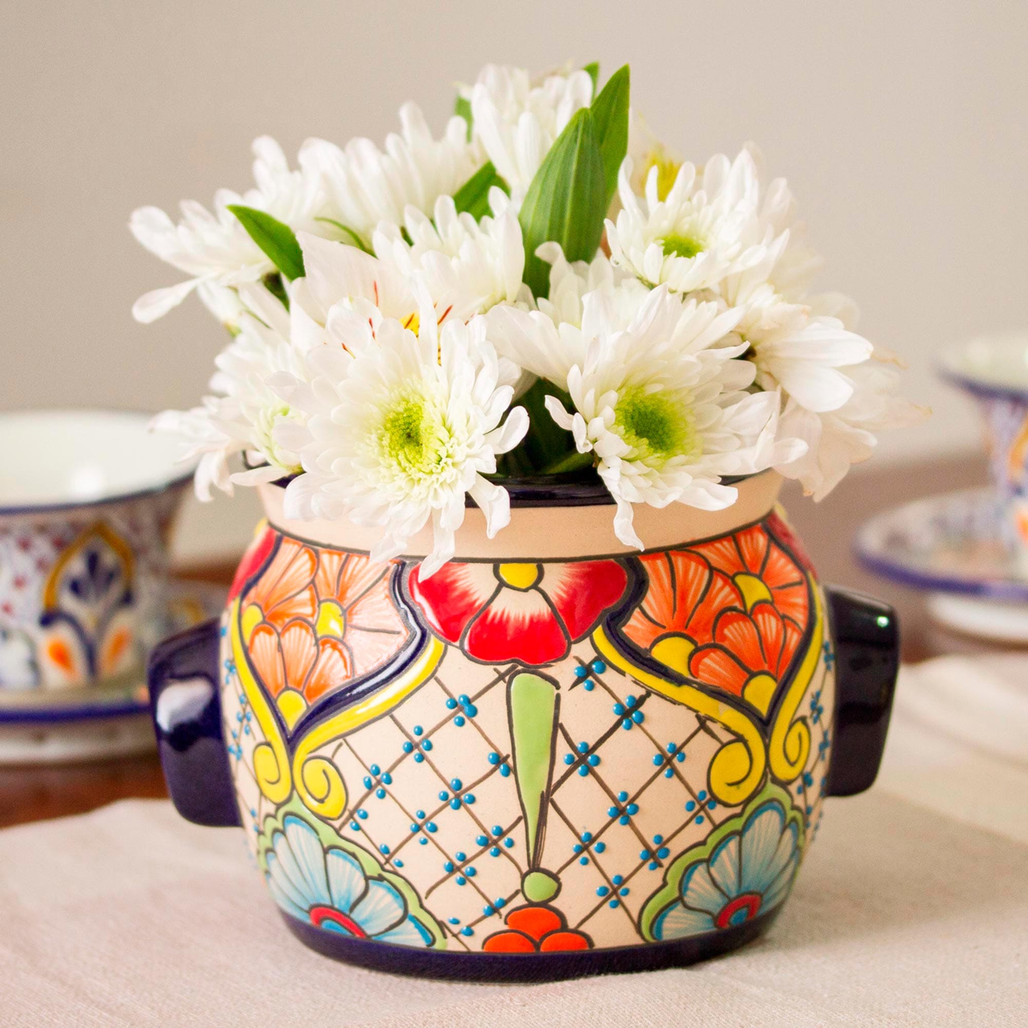 2 Talavera Style Hand-Painted Ceramic Mugs in Beige & White - Splendid –  GlobeIn