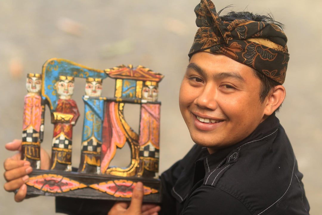 Traditional Hand-Carved Turtle-Themed Albesia Wood Wall Mask - Turtle Spirit