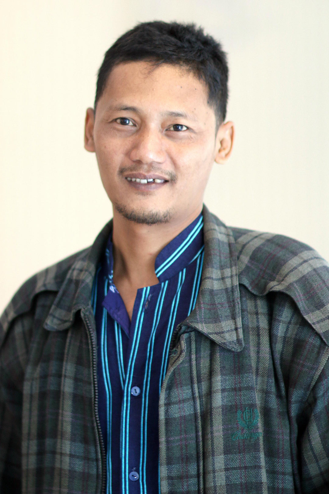 Four Batik Wadang Wood Snowman Ornaments from Java - Red Snowmen