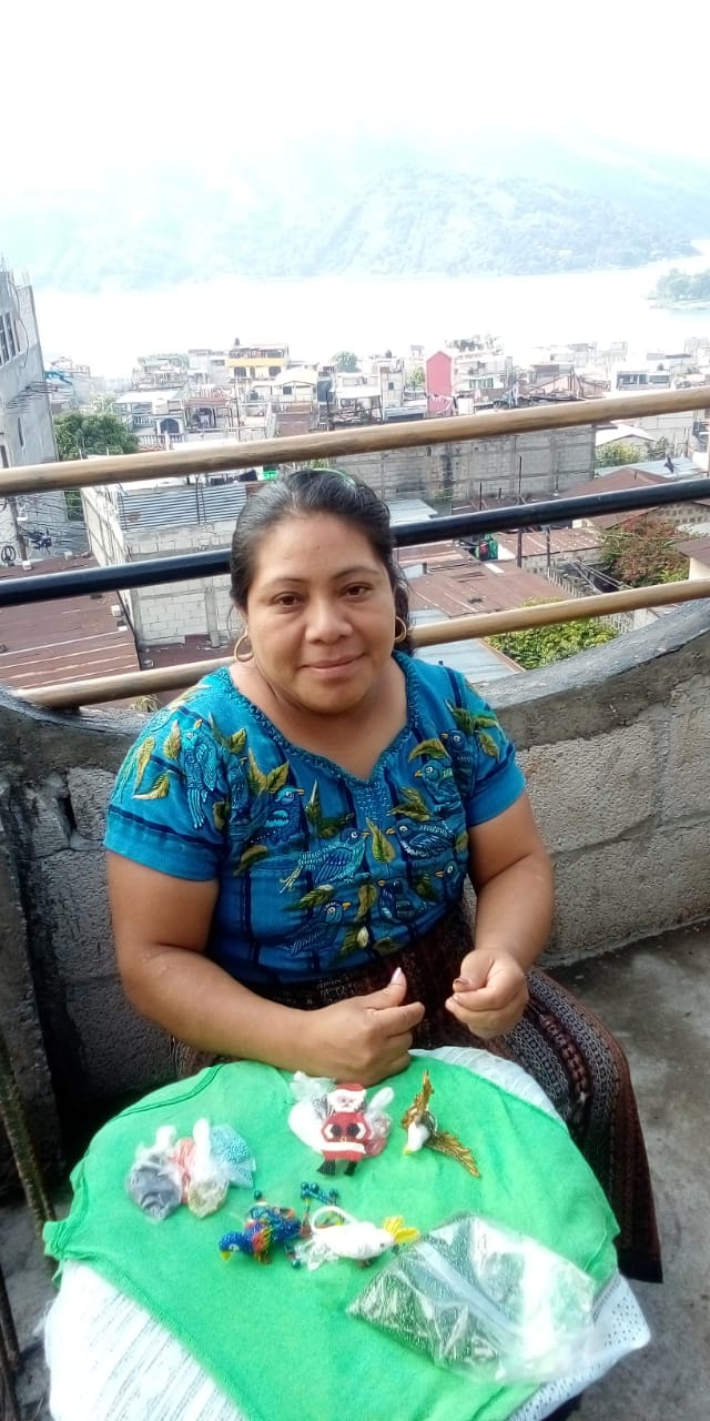 Crystal and Glass Beaded White Cockatoo-Themed Ornament - White Cockatoo