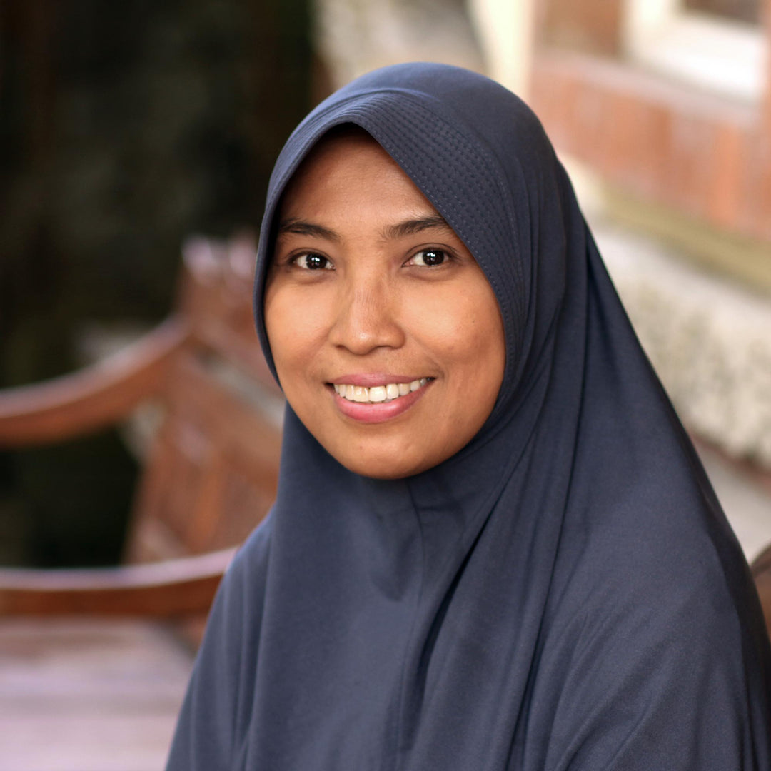 Batik Rayon Shorts in Midnight and White from Bali - Midnight Fall