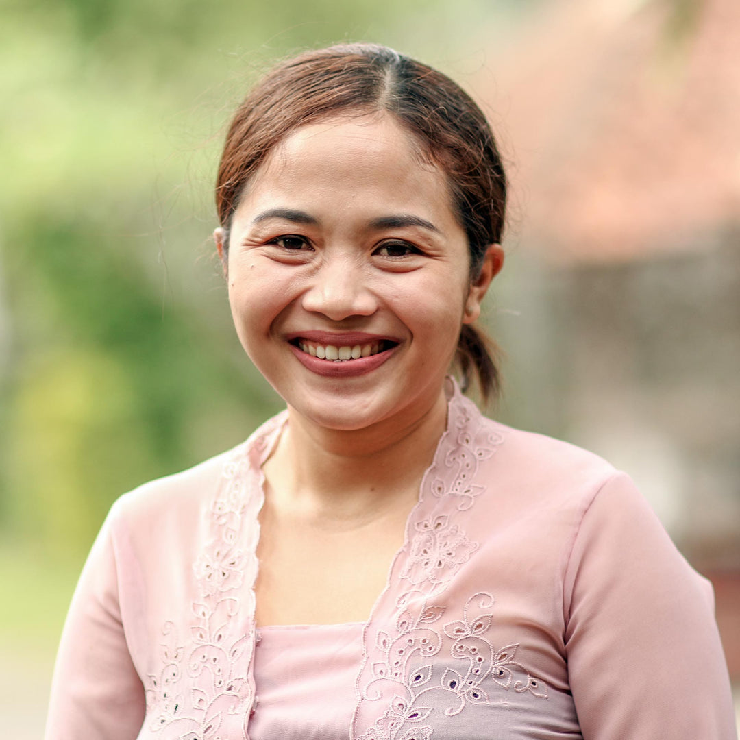 Fan-Shaped Sterling Silver Hoop Earrings - Sukawati Fans