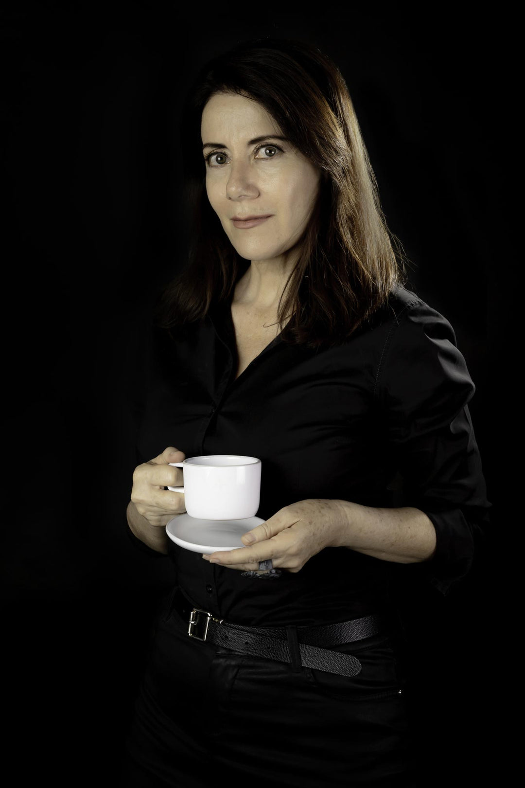 Handmade Small Ceramic Flower Vase in White from Mexico - Vintage Vision