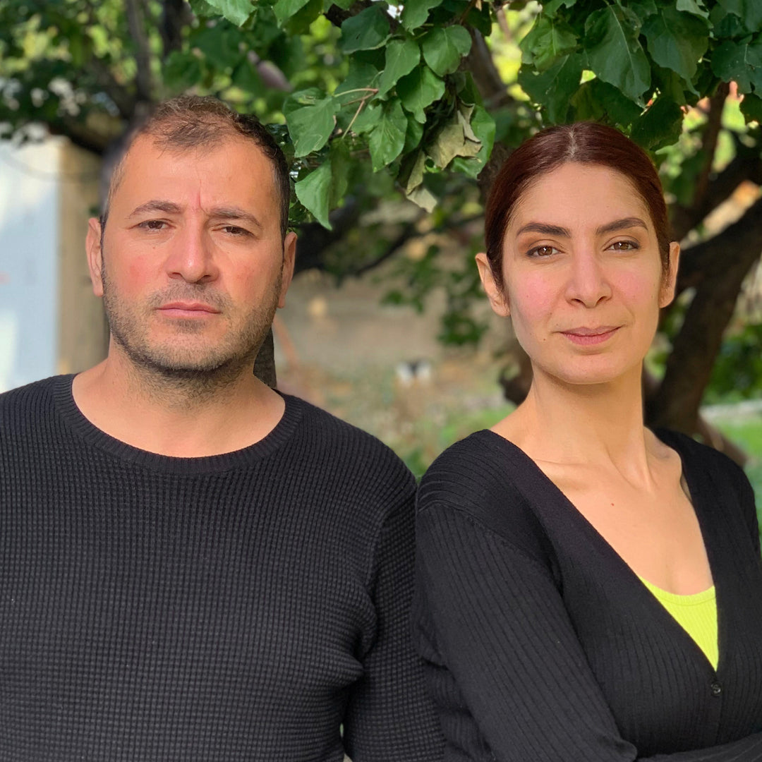 Daisy-Themed Hand-Carved Wood Congratulations Postcard Pair - Congratulation Bloom