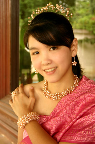 Fair Trade Floral Pearl Earrings - Lucky Morning Clover