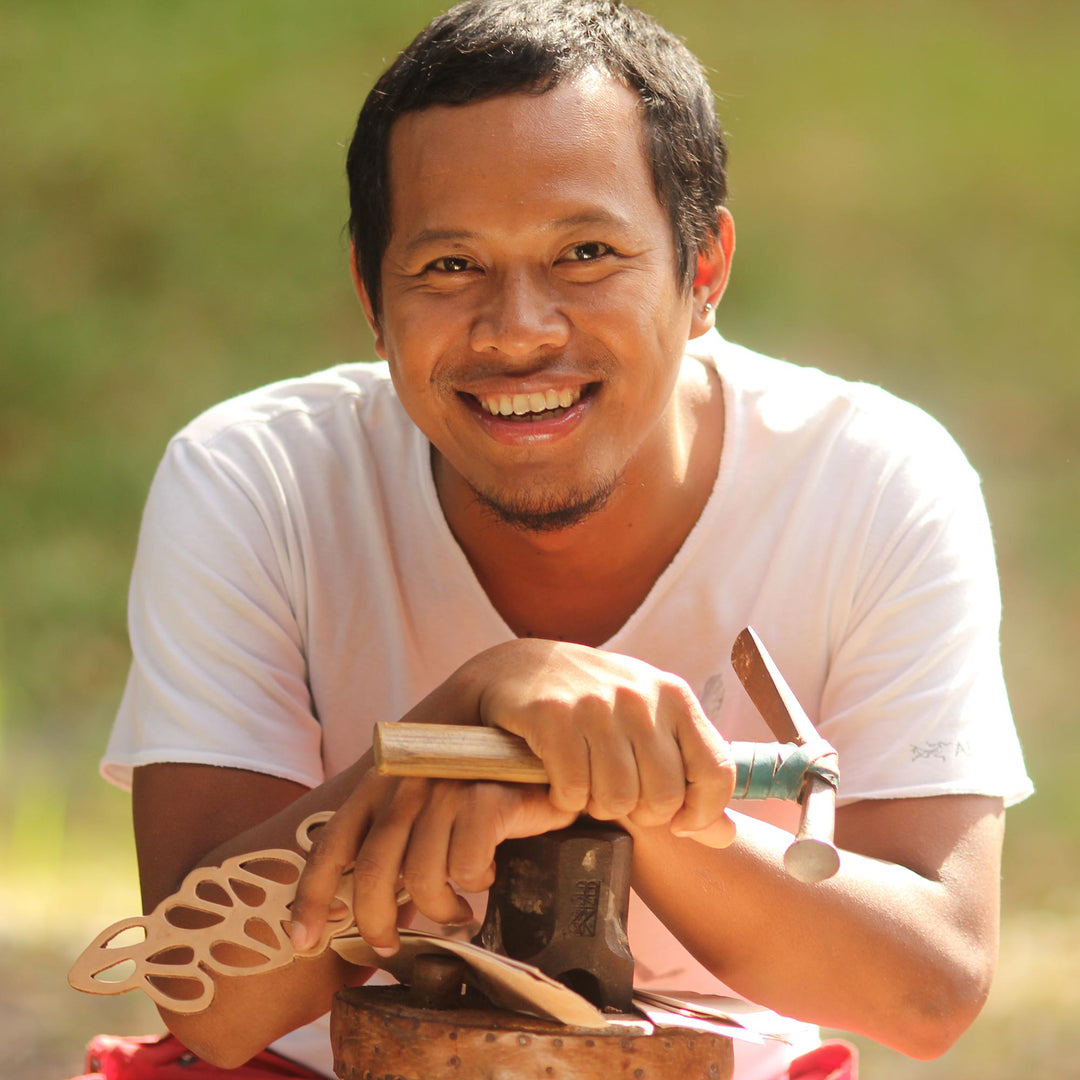 Javanese Handcrafted 6.5 Inch Black Leather Catchall - Java Black