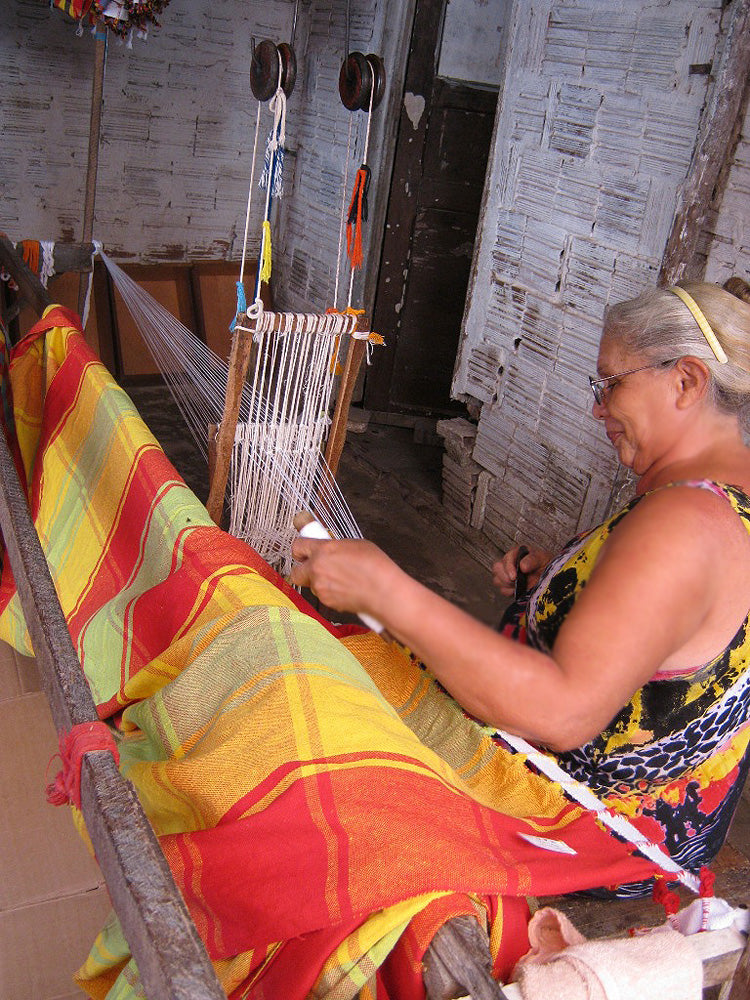 Red Hand Woven Cotton Hammock with Spreader Bar (Single) - Tropical Red