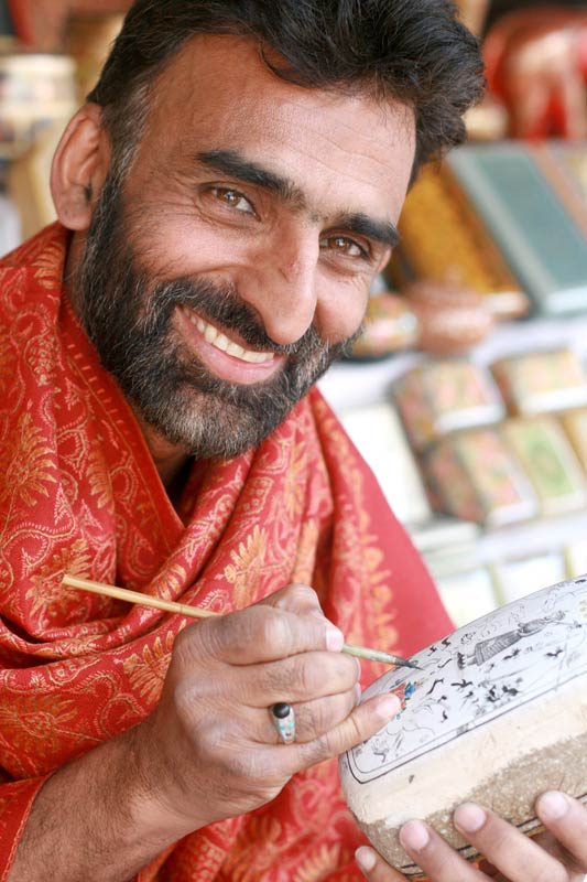 Handcrafted Wood and Papier Mache Box from India - Persian Grandeur