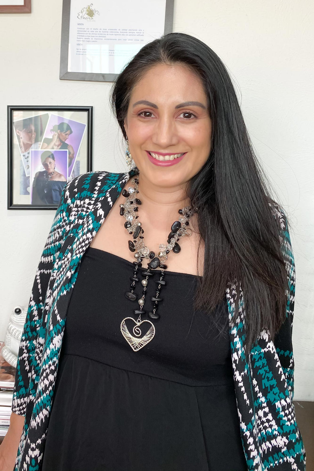 Adjustable Golden-Toned Red Crystal Beaded Bracelet - Passionate Golden