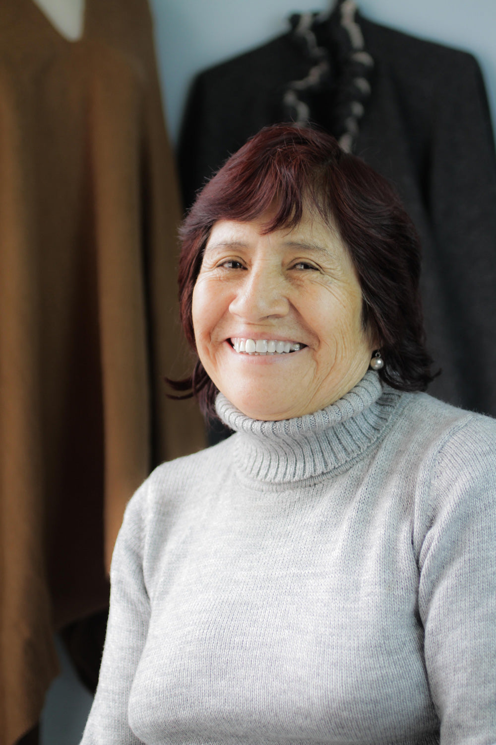 V-neck Poncho for Men Artisan Crafted in Peru - Inca Explorer in Gray