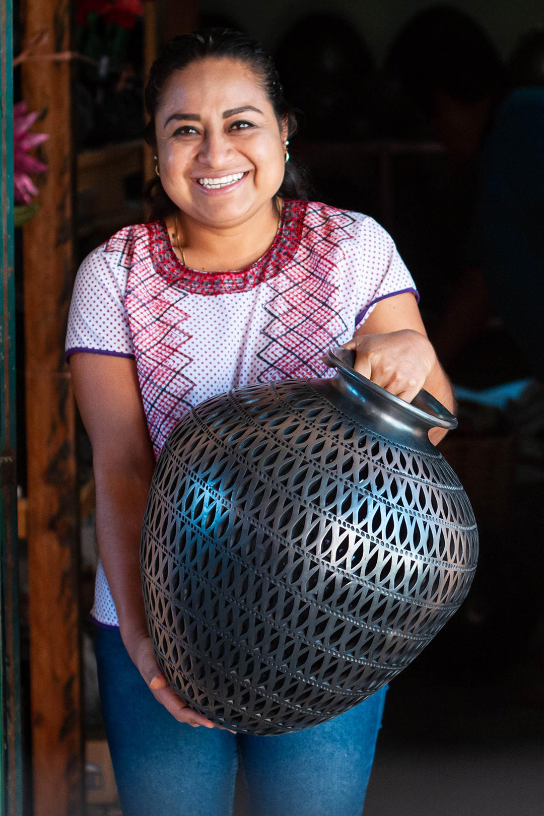 Oaxaca Barro Negro Triangular Ceramic Pencil Holder - Oaxacan Twilight