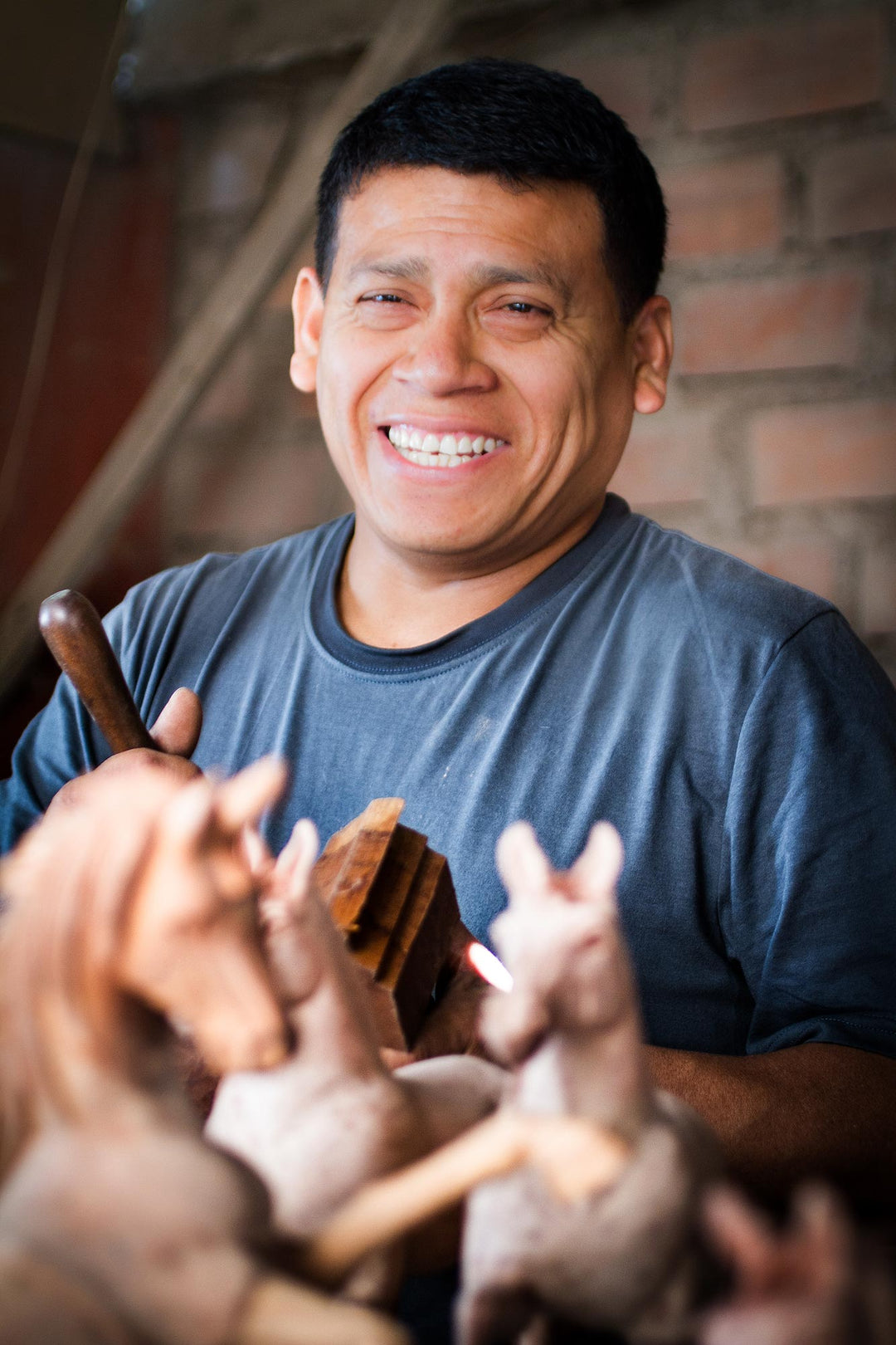 Semi-Minimalist Horse-Themed Cedar Wood Sculpture - Sophisticated Horse