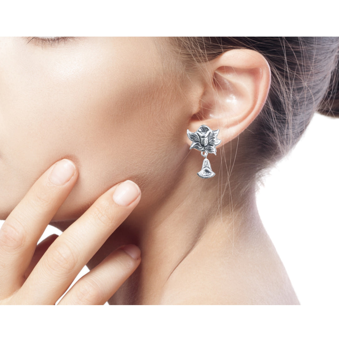 Sterling silver flower earrings - Radiant Daffodils