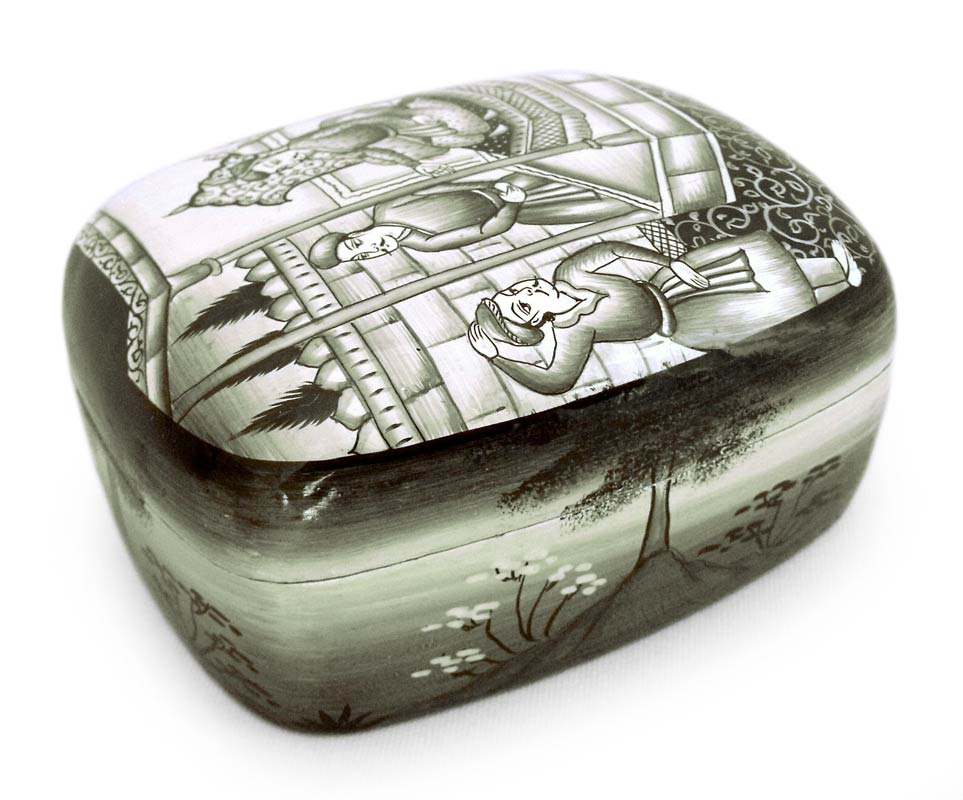 Paper mache decorative box - The Emperor's Audience