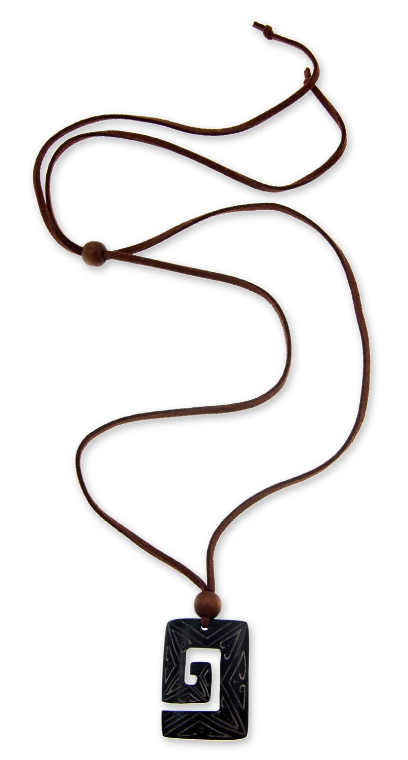 Bone pendant necklace - Labyrinth Star